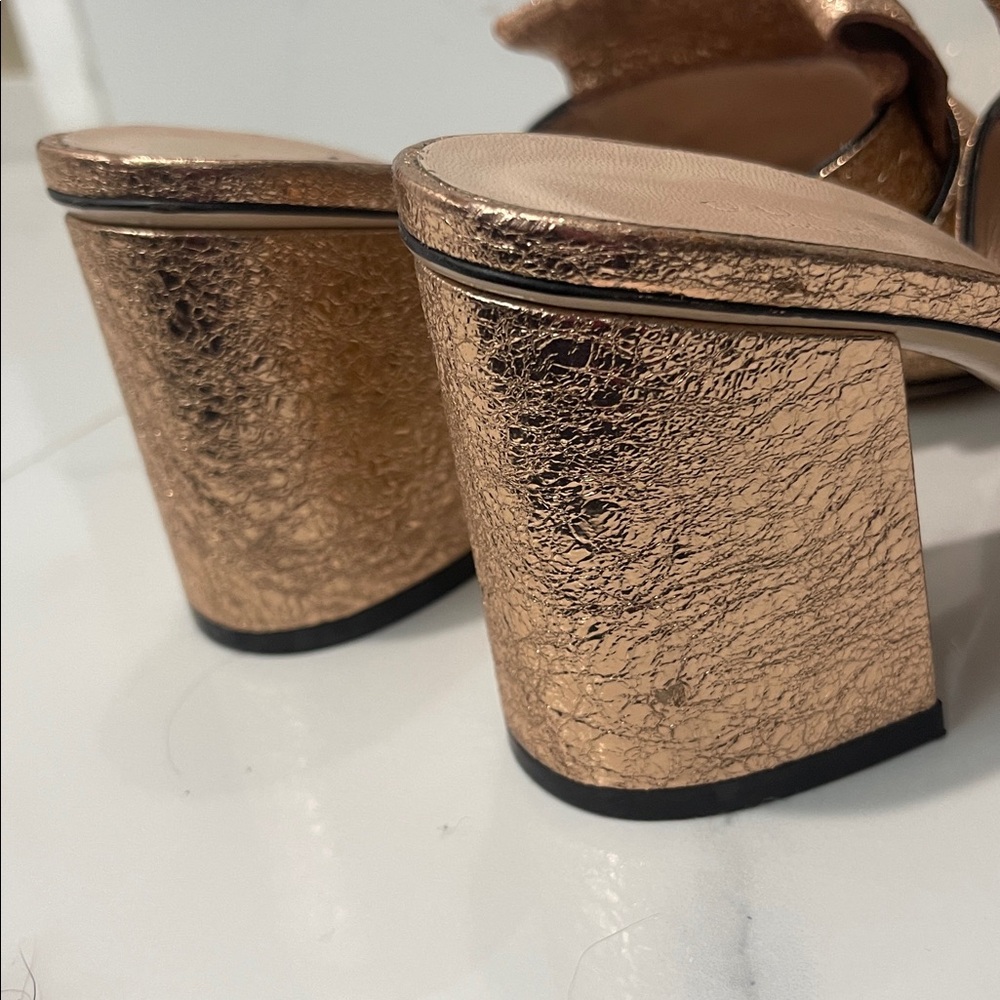 Gucci Metallic Rose Gold Women's Mules - Picture 6 of 7